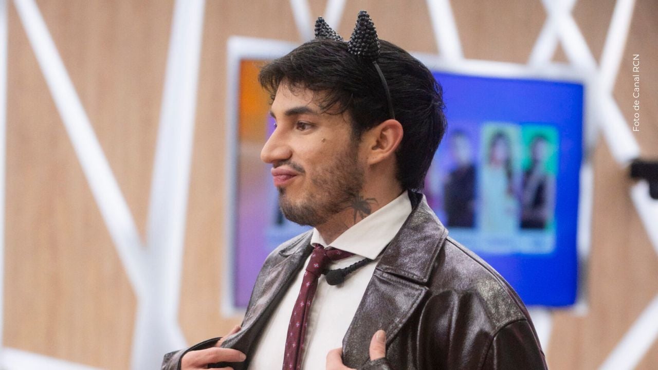 Karola le respondió con contundencia a Valentino Lázaro. 