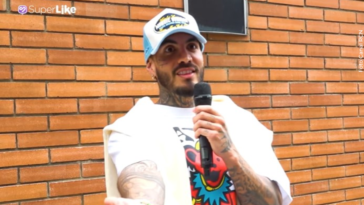 Fanática le envía intensos audios a Mateo Carvajal y su hijo Salvador la llama “atrevida”