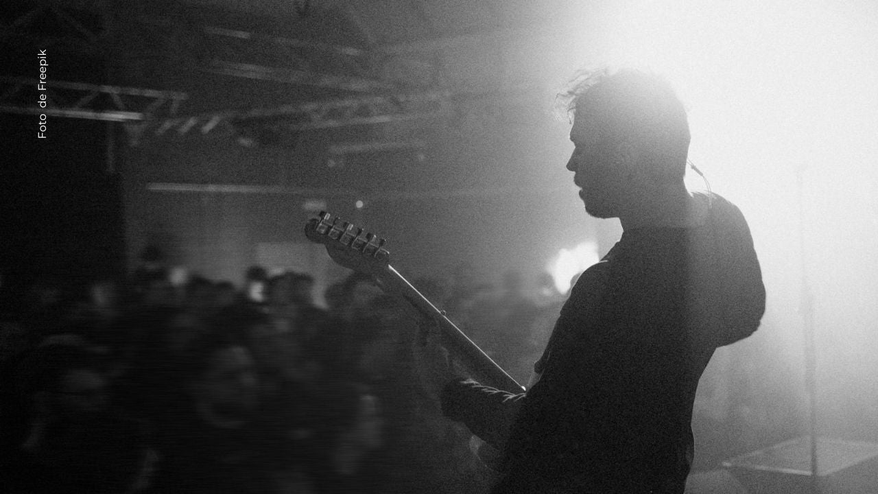 El Heredero conmovió al mostrar sus bodas de plata.