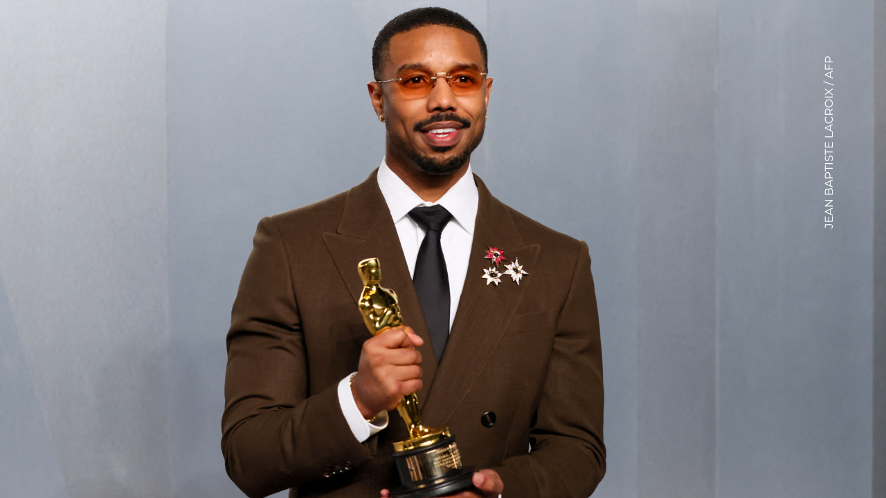 Michael B. Jordan celebró su Oscar a Mejor Actor en una hamburguesería