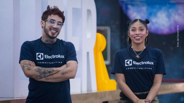 Karola discutió con Valentino Lázaro y comparó sus actitudes con las de Alexa Torrex; así fue el momento