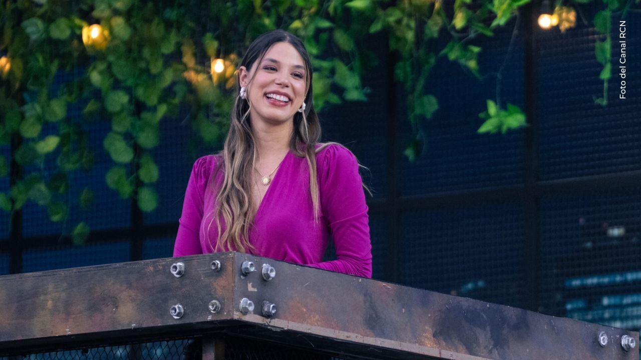 Dominica Duque sorprende a sus seguidores con un look inesperado