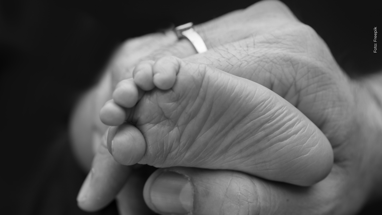 Reconocida actriz está de luto tras el fallecimiento de su bebé: esta dolorosa foto compartió