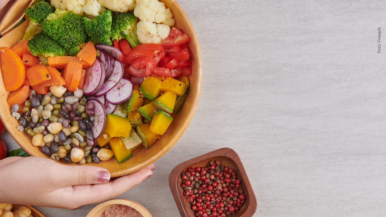 Estos alimentos evitan contraer el cáncer según la IA, ¿cuáles y por qué ayudan para la salud?