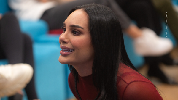 Andrea Valdiri rompe el silencio tras críticas por su estilo de vida: “la gente no respeta”