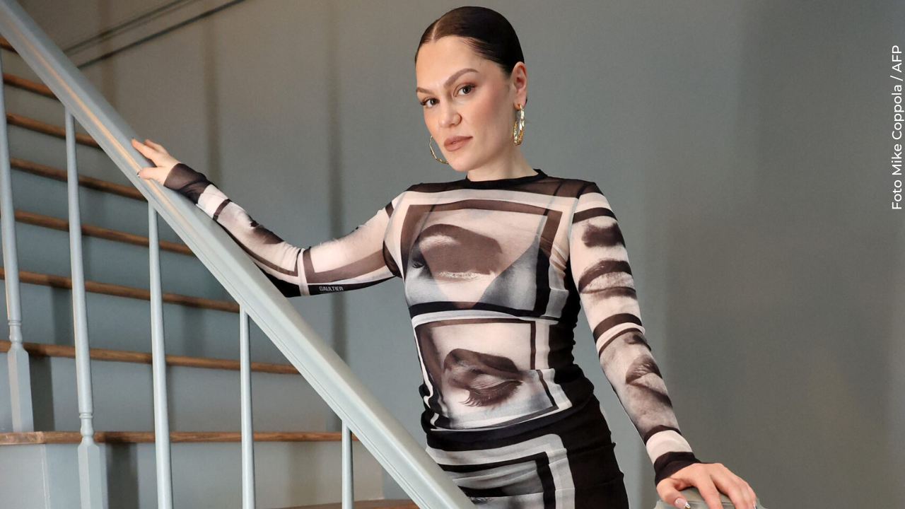 Jessie J sufrió fuerte golpe en la cabeza y tuvo que ser hospitalizada de urgencia 