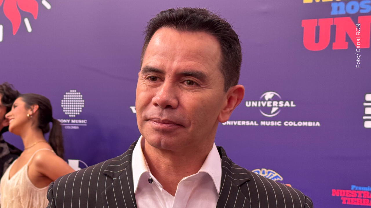 Jhonny Rivera destapa inesperado incidente en plena luna de miel.