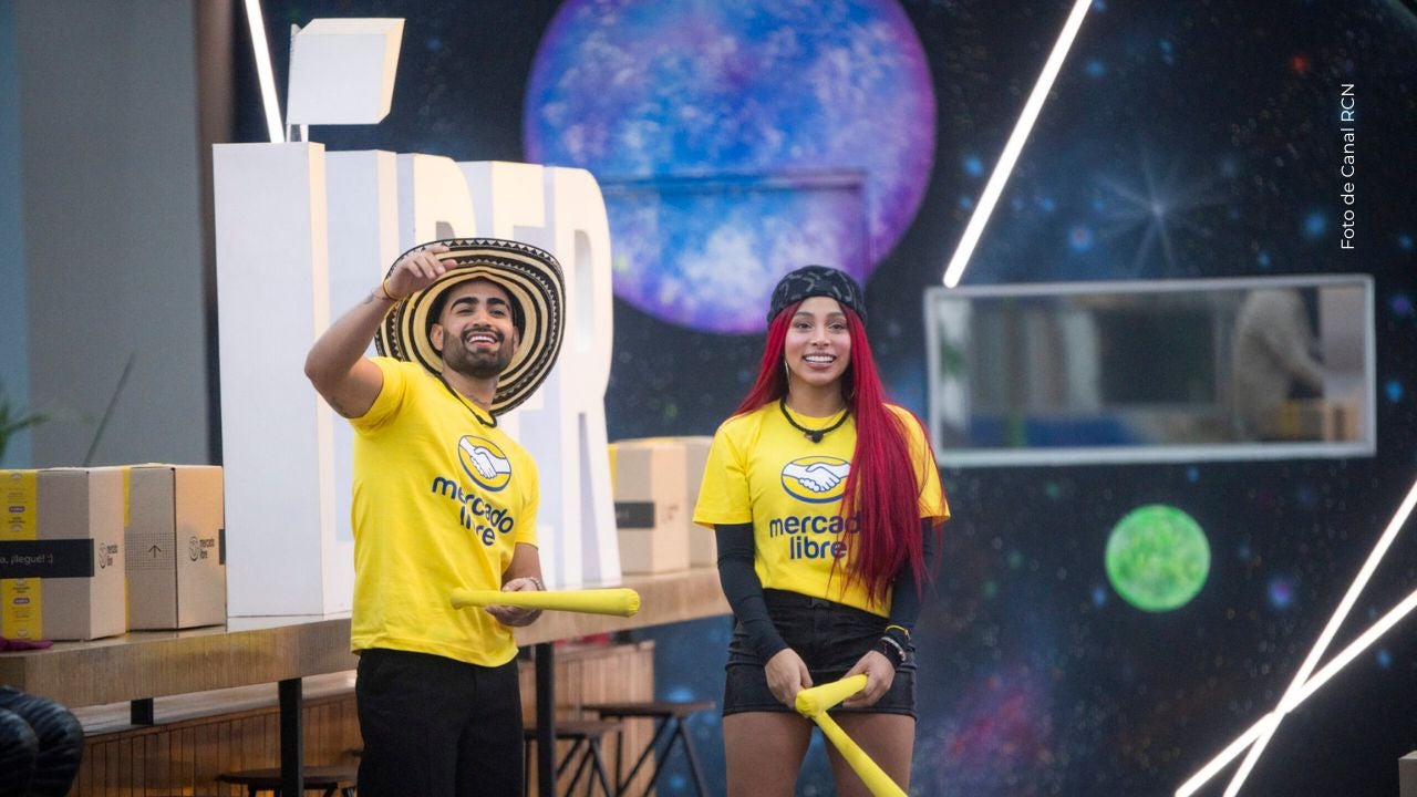 Eidevin y Karola siguen construyendo su romance. 