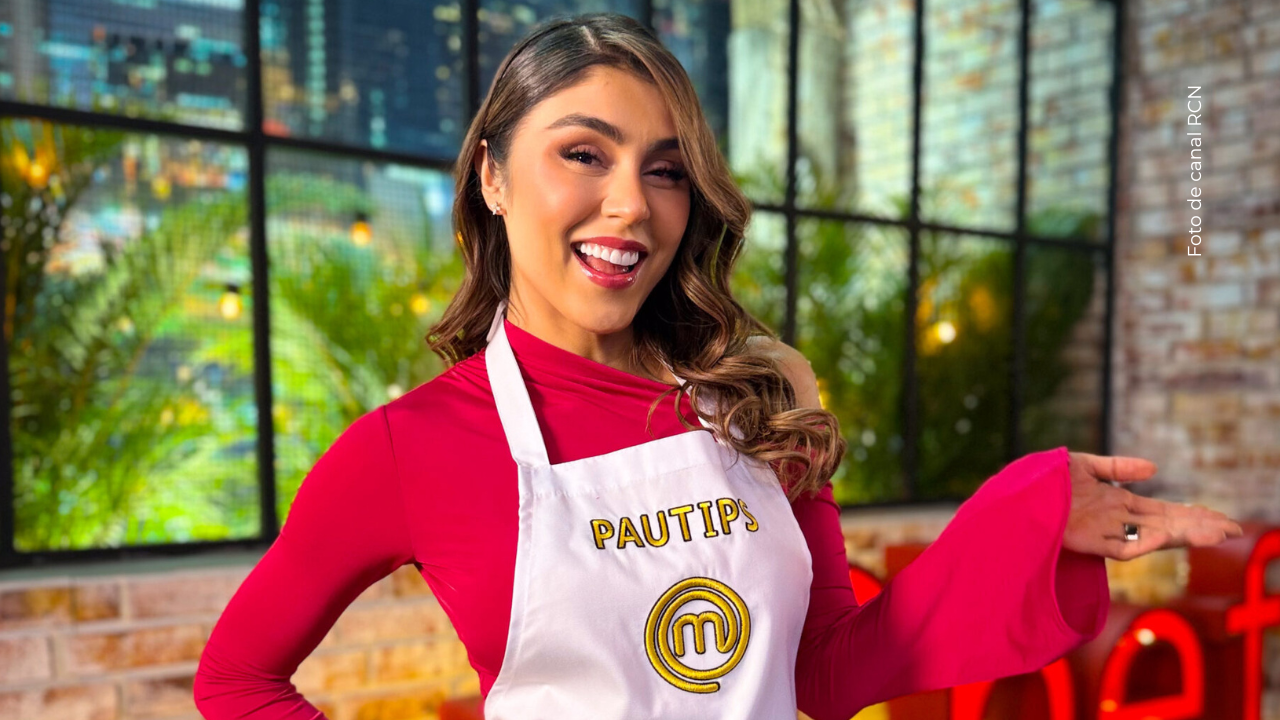 Pautips posando a la cámara.