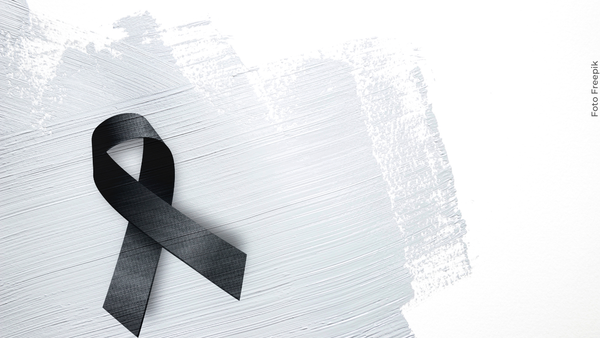 ¡Luto en la comedia! Falleció reconocido actor tras luchar un año contra rara enfermedad: ¿quién es?