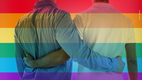 Famoso actor presentó con romántica fotografía a su nuevo novio: ¿salió del clóset públicamente?