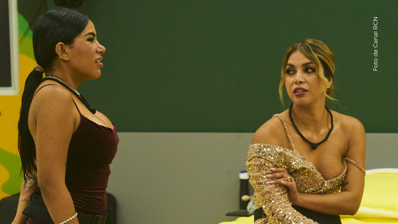 La Toxi Costeña y Yaya Muñoz en La casa de los famosos Colombia.