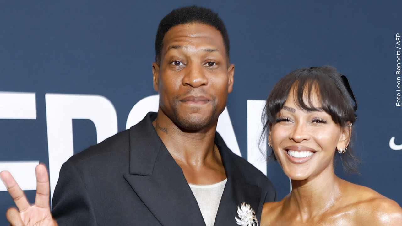 Jonathan Majors cayó al vacío durante grabación y encendió alarmas en el set