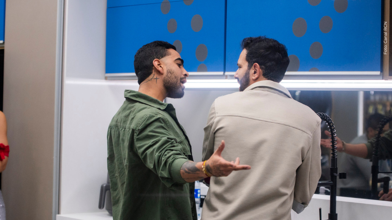 Memes y reacciones que ha dejado el enfrentamiento entre Alejandro Estrada y Eidevin López