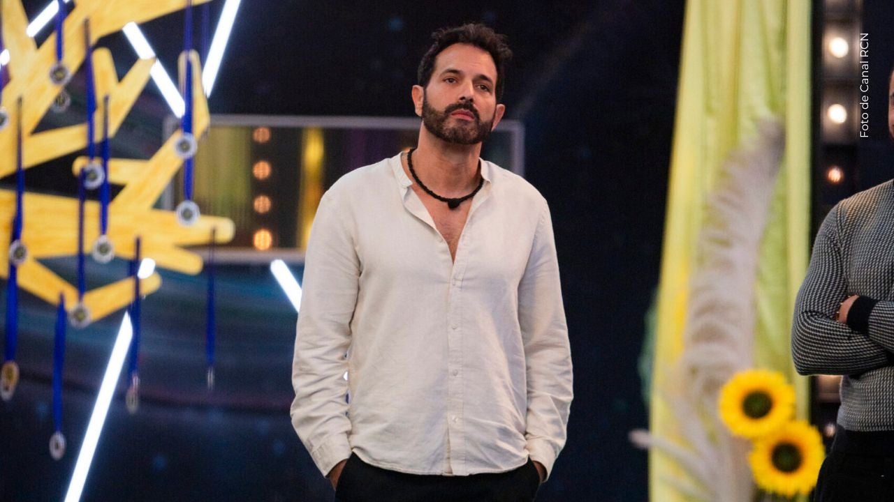 Alejandro Estrada está en riesgo de ser expulsado por su enfrentamiento con Eidevin en La casa de los famosos. 