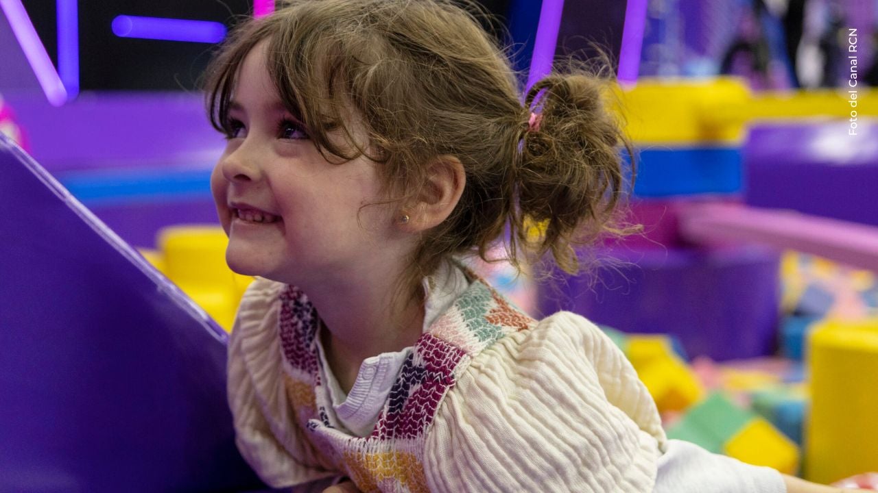 A sus 7 años, hija de Maleja Restrepo sorprende con cambio de look.