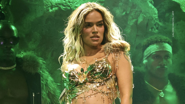 Esta sería la millonaria cifra que Karol G habría cobrado por su presentación en Coachella 2026