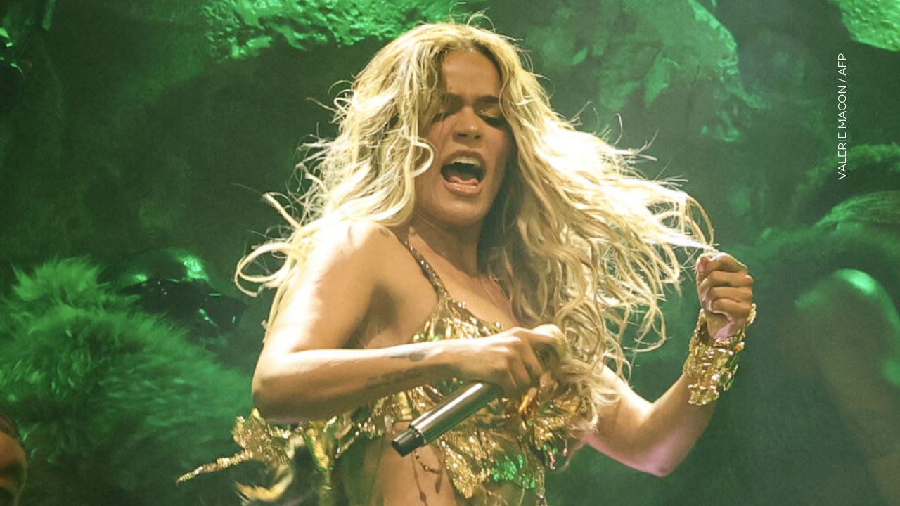 ¿Cuánto cobró Karol G por ser artista principal en Coachella 2026?