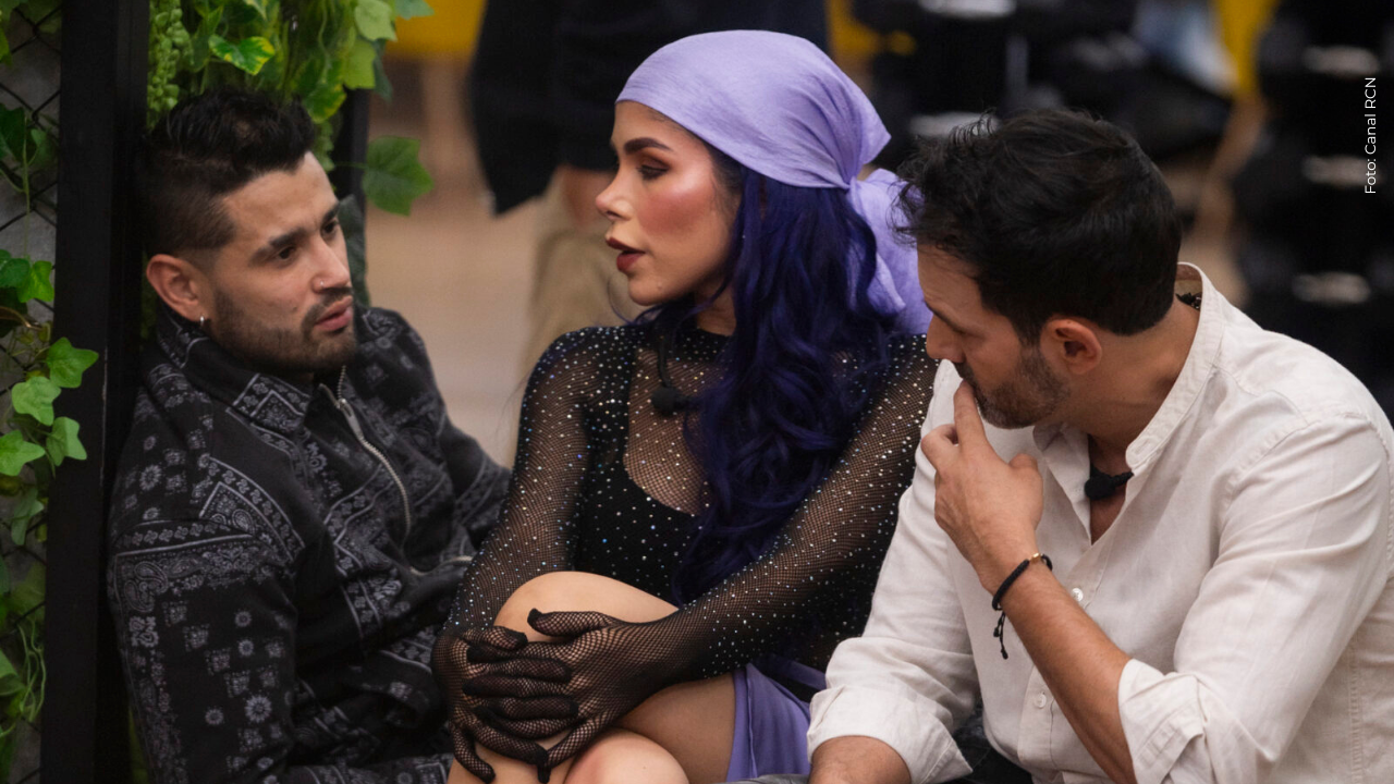 Alexa Torrex y Tebi Bernal se mostraron incómodos con actitudes de Alejandro Estrada: ¿por qué?