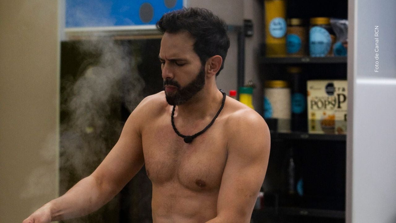 Alejandro Estrada retomó la cocina.