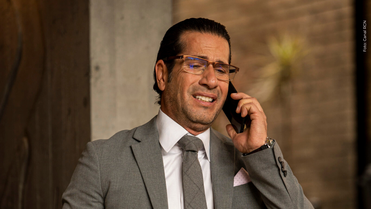 Hijo de Gregorio Pernía presumiría la que sería su nueva relación con una mujer mayor que él: ¿qué publicó?