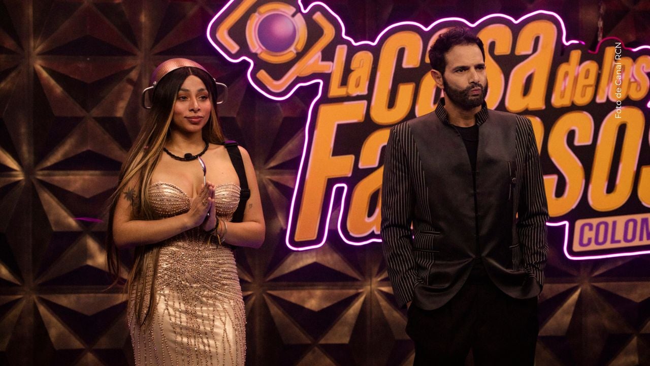 Karola reveló si le gustaría trabajar con Alejandro Estrada.