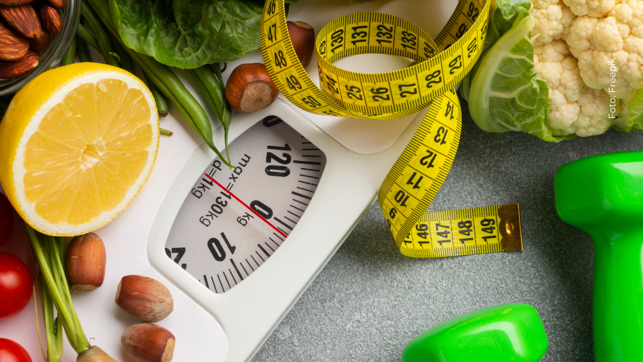 Cintia Cossio reacciona con humor a mensaje de seguidor