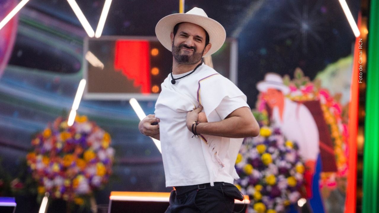 Alejandro Estrada habló de su atracción por Beba. 