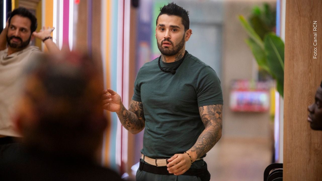 Usuarios en redes recuerdan a exnovia de Tebi Bernal