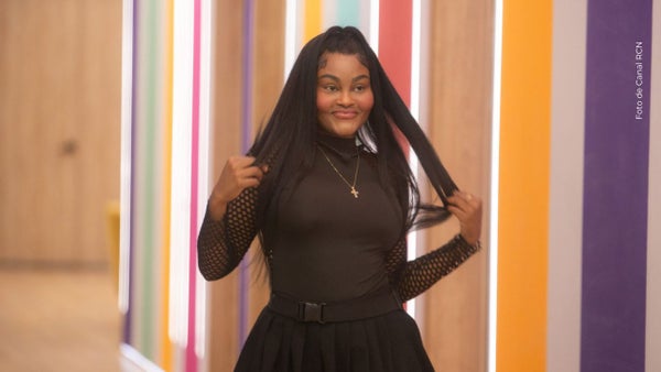 La Jesuu apareció en redes mostrando tremendo beso con un hombre: ¿nueva pareja?