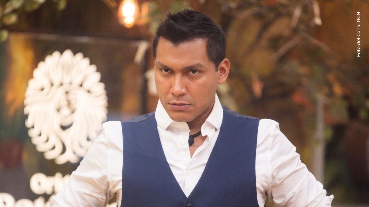 Juanda Caribe es sancionado.