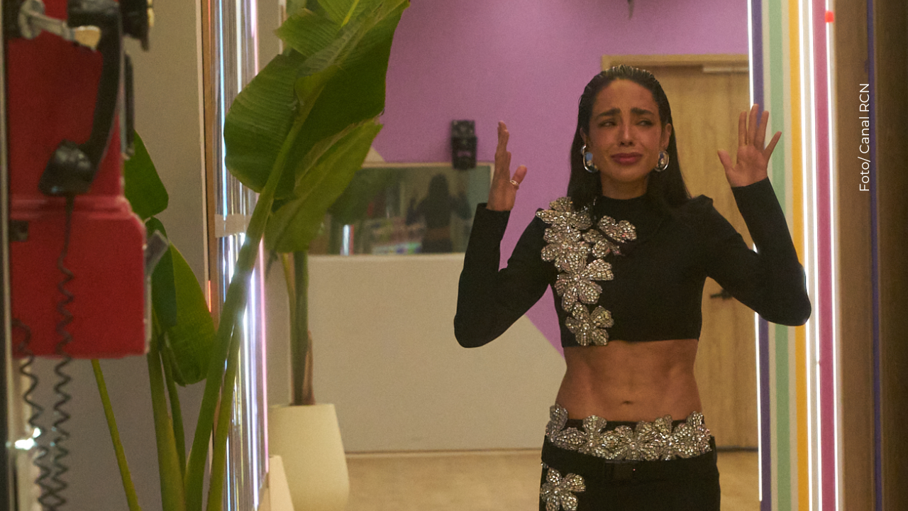 Manelyk González sorprende al decir que su amor está en Colombia