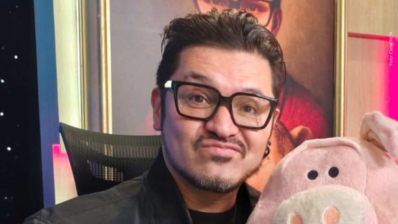 Hassam desempolva fotografía de cuando participó en ‘Pandillas, guerra y paz’ ¡Irreconocible!