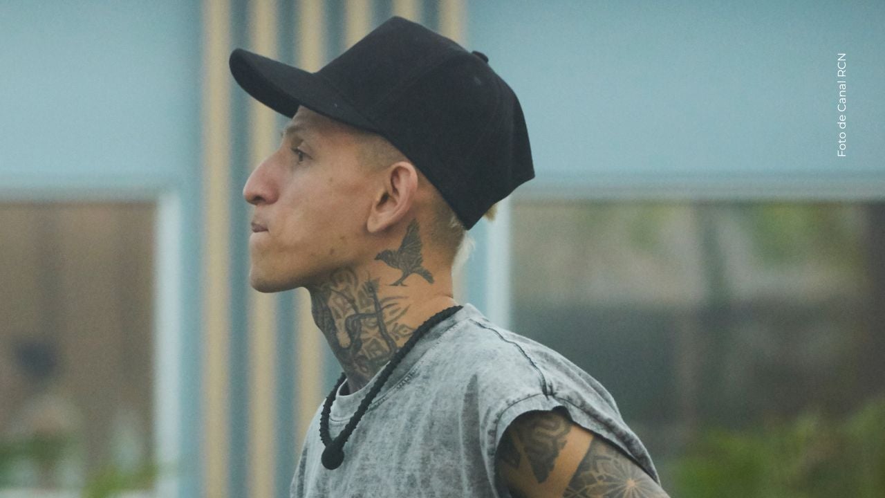 La Liendra recibe advertencia. 