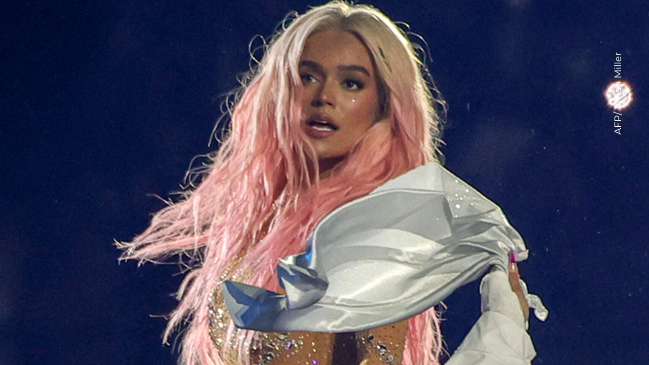 Hermana de Karol G muestra emotivo video de su tía en concierto