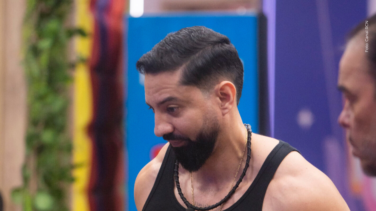 Andrés Gómez, esposo de Beba cerró sus redes sociales: ¿fue por el beso que ella se dio con Alexa?