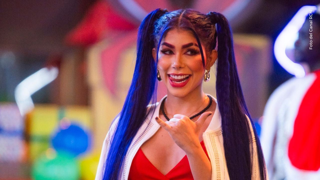 Alexa Torrex antes de sus retoques faciales