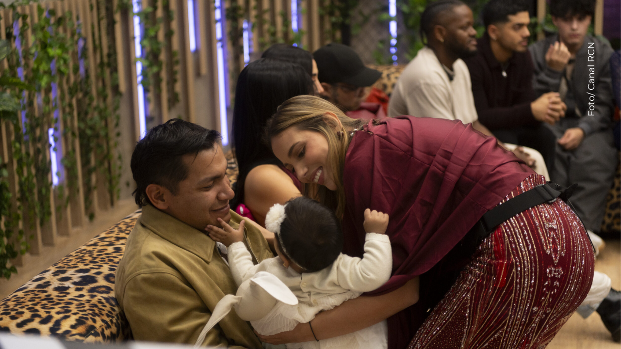 Juanda Caribe causa furor en redes tras polémica canción