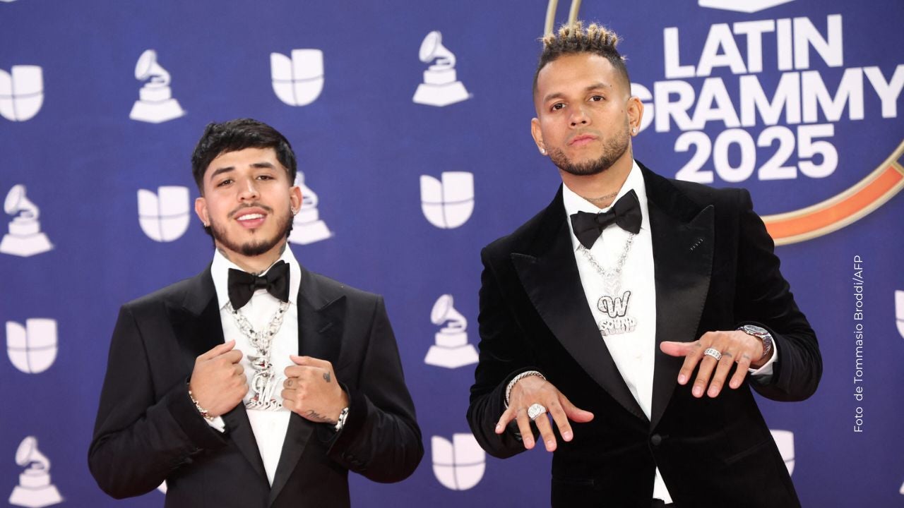 Mr. Stiven se bruló de Westcol y Luisa Castro.