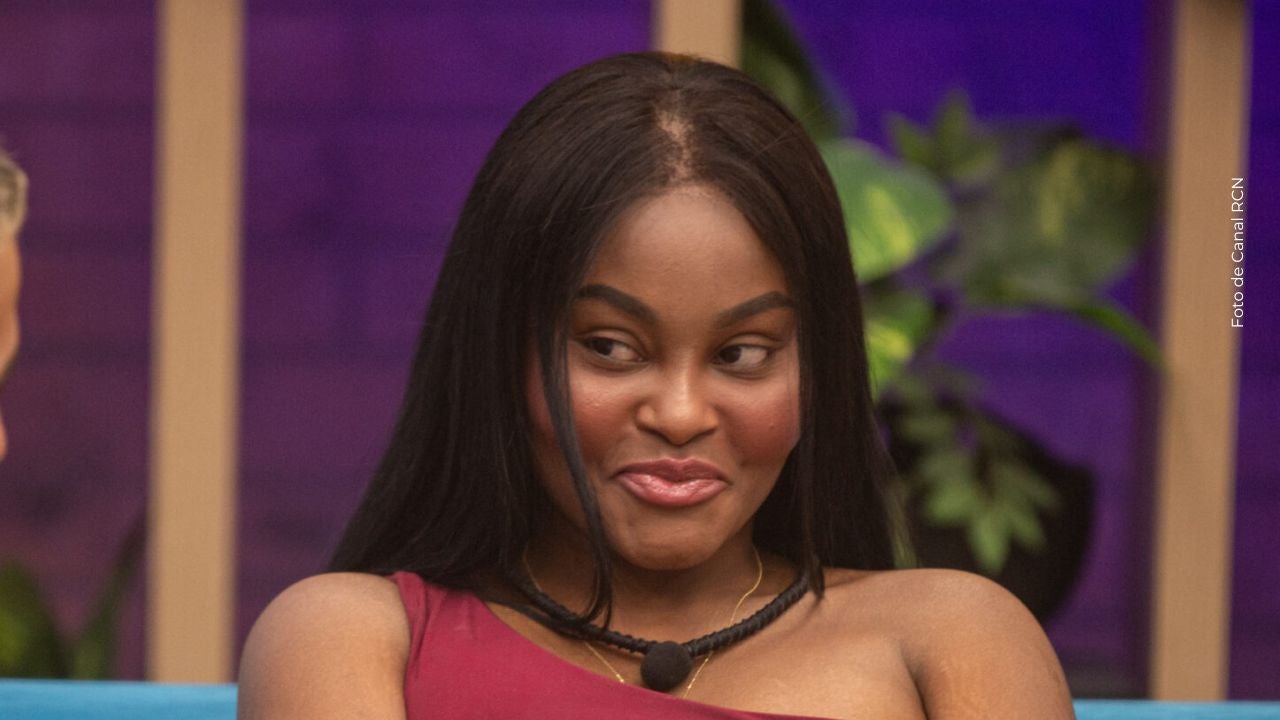 La Jesuu se burló de Juanda Caribe. 