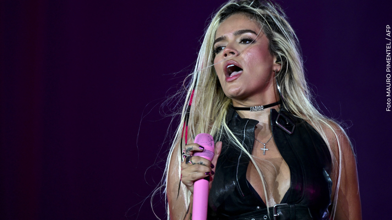 Karol G funeral tía