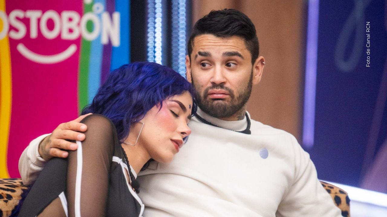 Alexa Torrex y Tebi tienen una relación. 