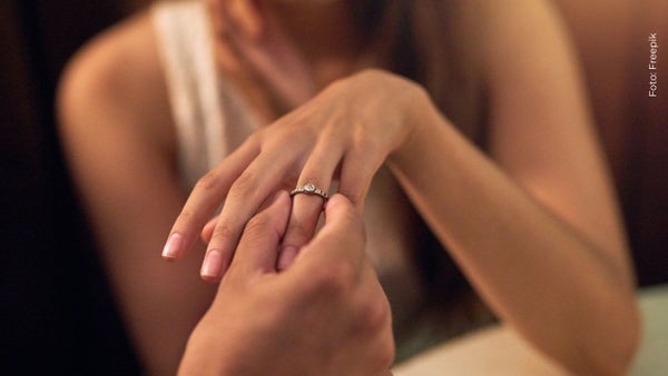 Influencer famosa se casa: así fue su romántica propuesta que se hizo viral