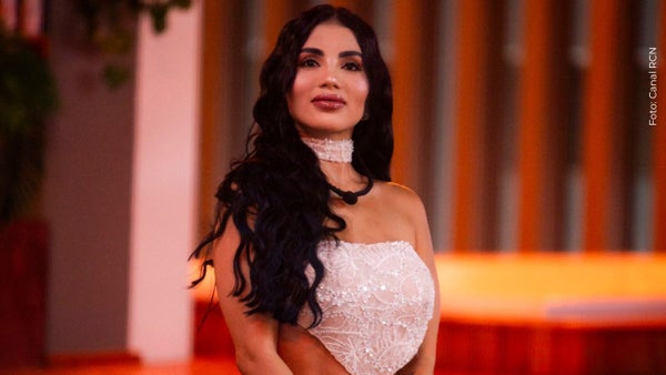Comparan a Karina García con influencer mexicana por su exceso de maquillaje