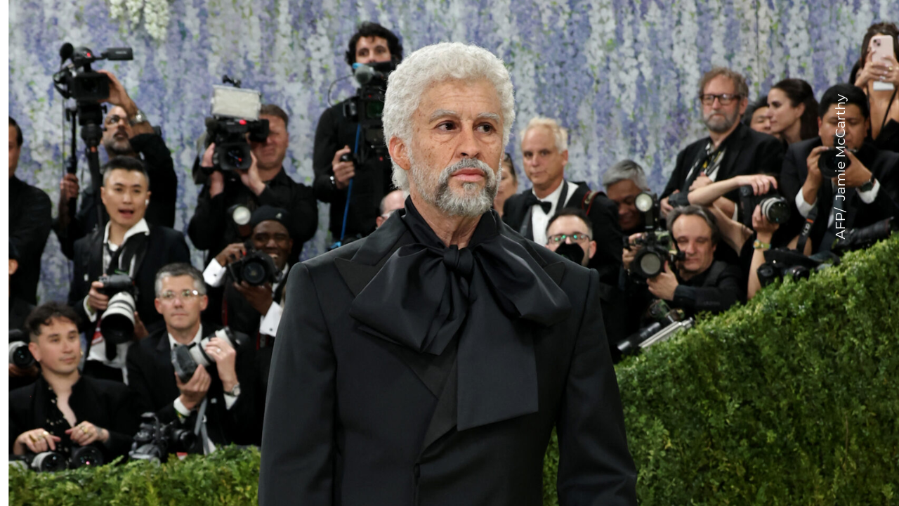 El look de anciano de Bad Bunny en la Met Gala 2026
