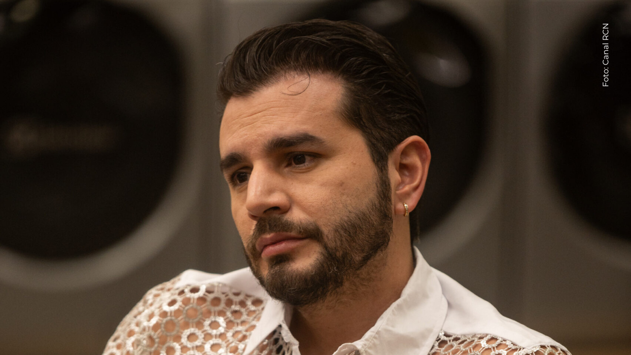 Camilo Trujillo reaccionó a conversación de Juanda Caribe y Mariana Zapata en La casa de los famosos Colombia.