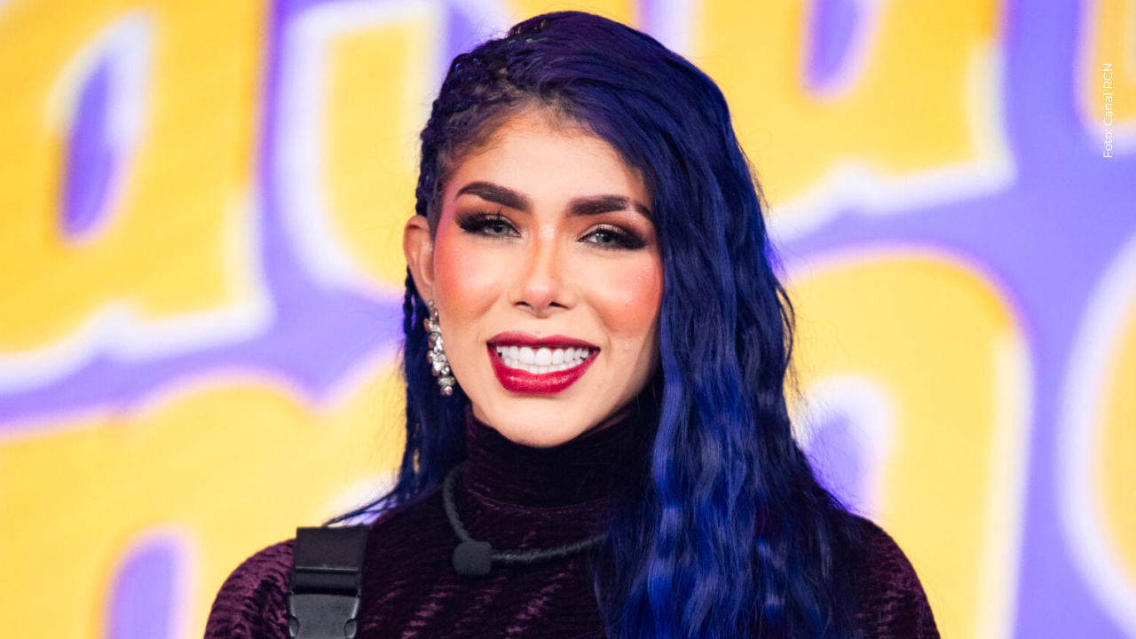 Alexa Torrex se dio un beso en directo con reconocida presentadora: este video salió a la luz