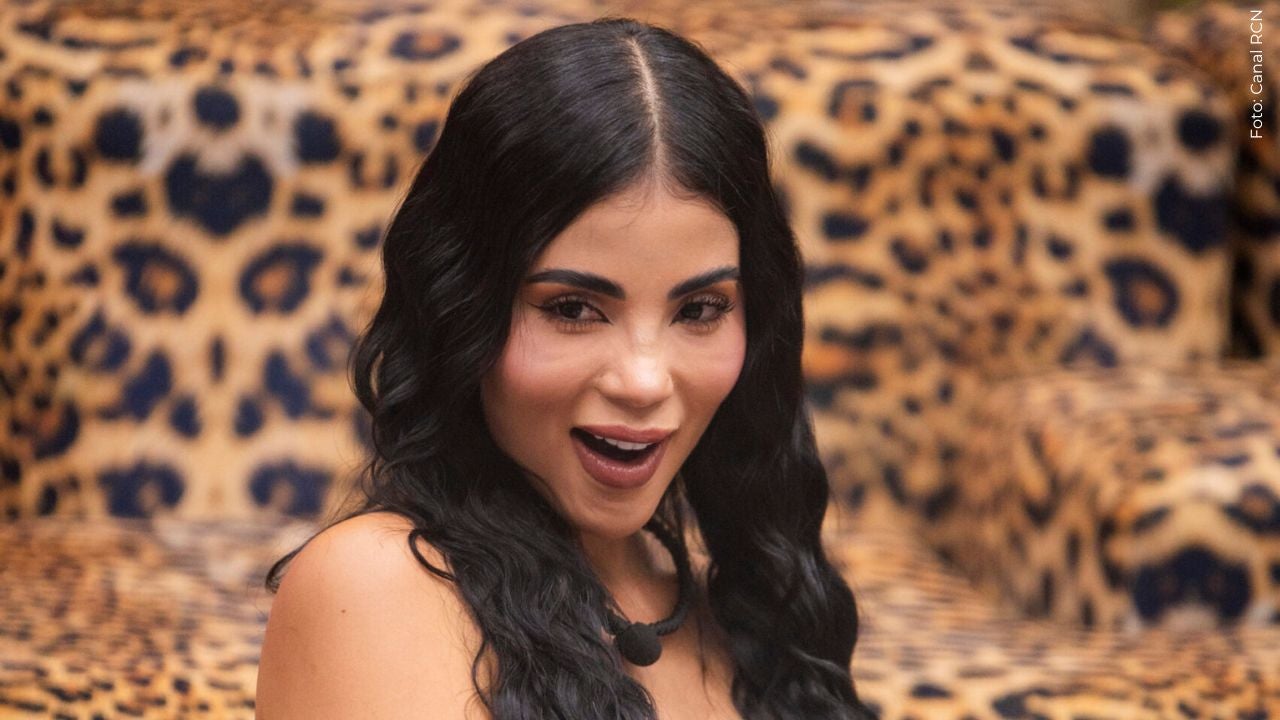 Karina García y Kris R causaron furor tras recrear viral de la paisa.