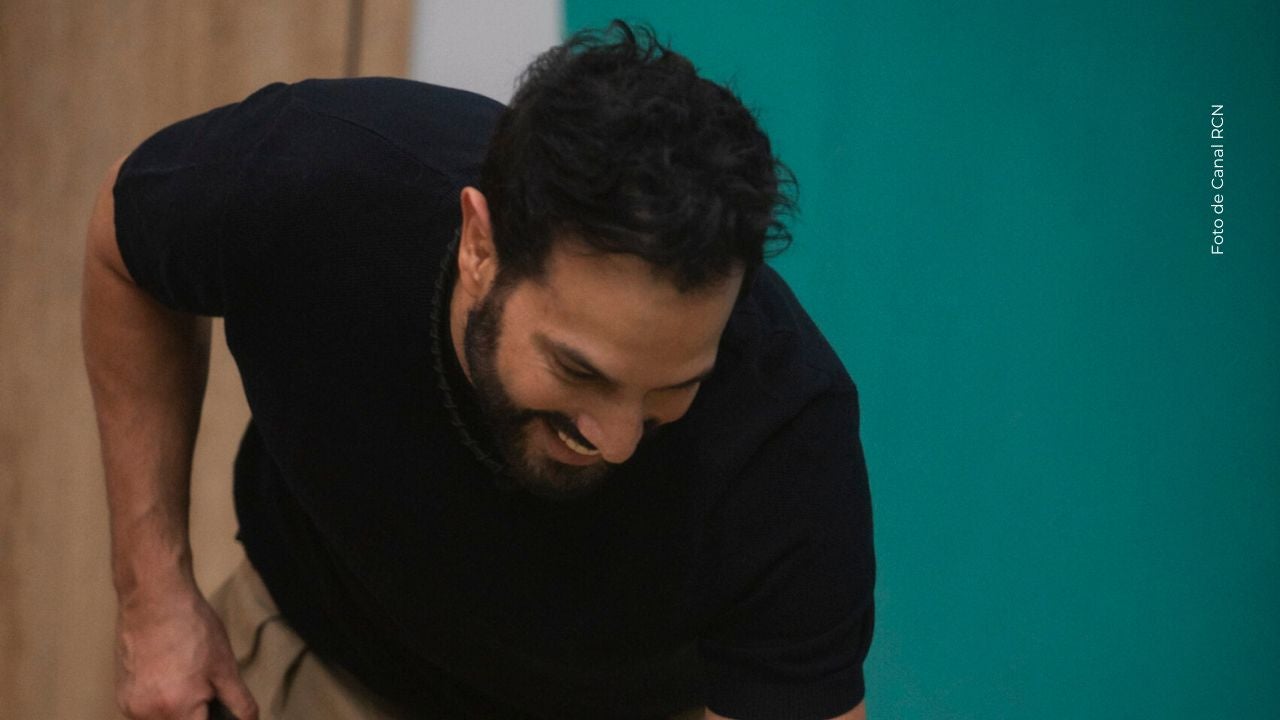Alejandro Estrada es el primer finalista.