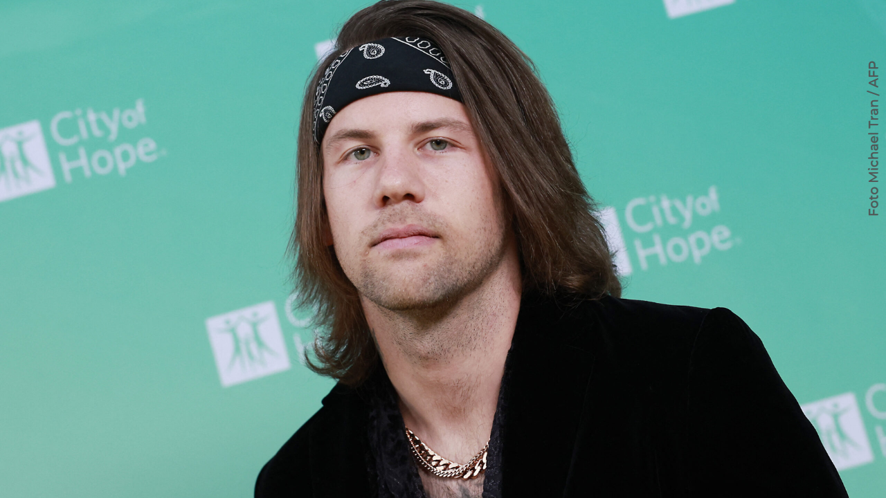 Caleb Shomo reveló que es gay tras 14 años casado y su esposa reaccionó